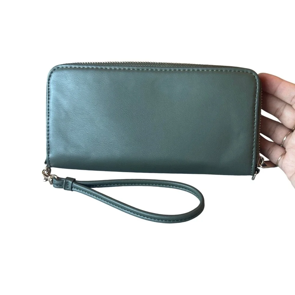 A New Day Women's Zip Around‎ Wristlet Wallet Green Organizer Clutch
